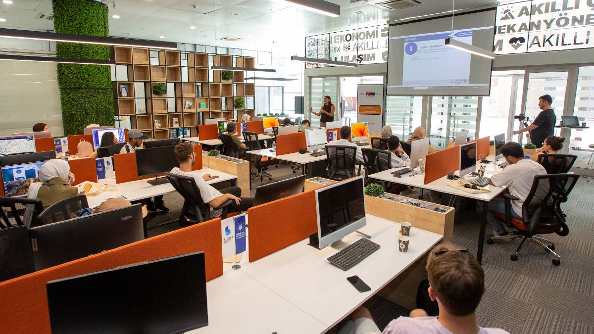 Bursa, dünyanın en akıllı şehirleri arasındaki yerini korudu