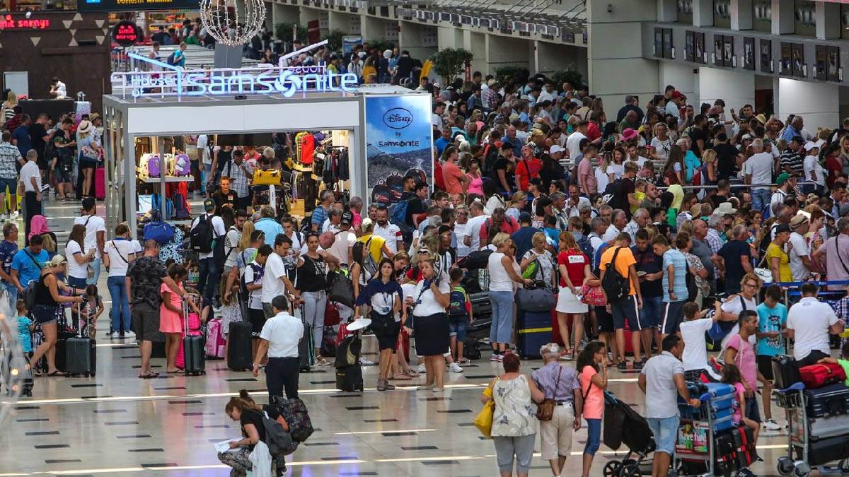 23,91 milyon turistle rekor kırmıştı: Daha fazla gelmesinler diye ‘Zam’ yaparak önlem aldılar