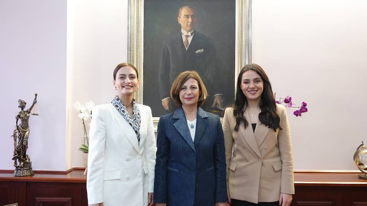 Bucak ve Korkuteli başkanları Eskişehir’de