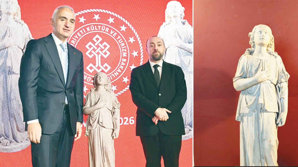 Melek Heykeli 22 yıl  sonra evine döndü