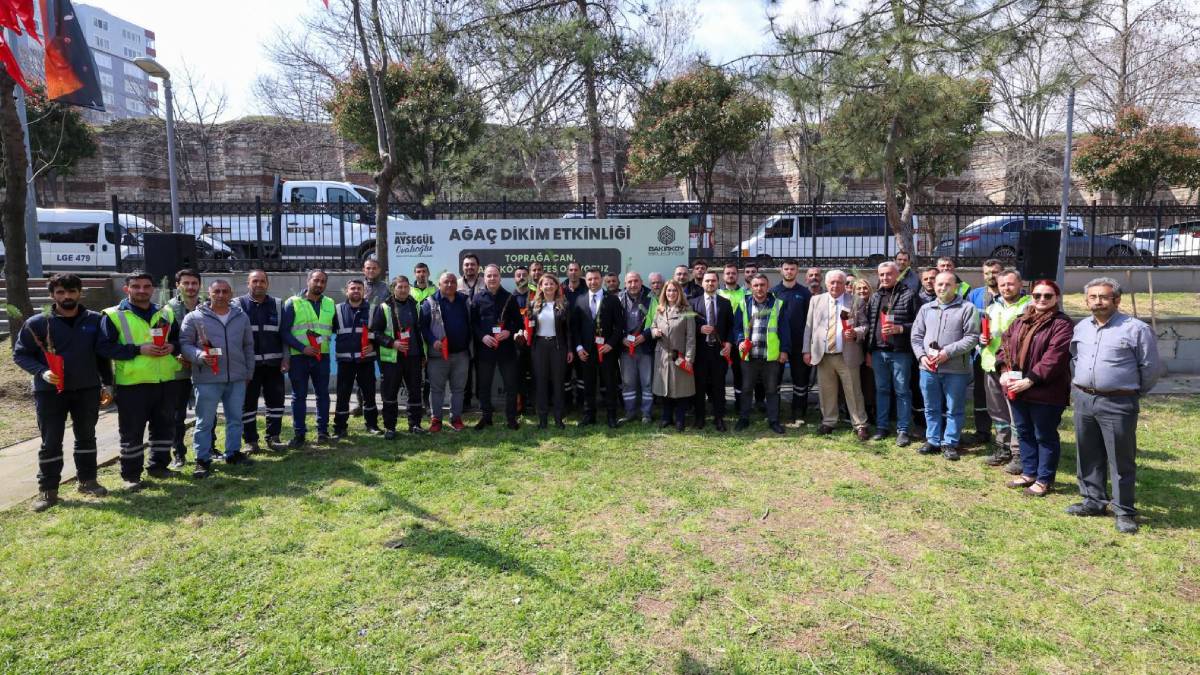 Bakırköy’de minik eller toprağa can verdi