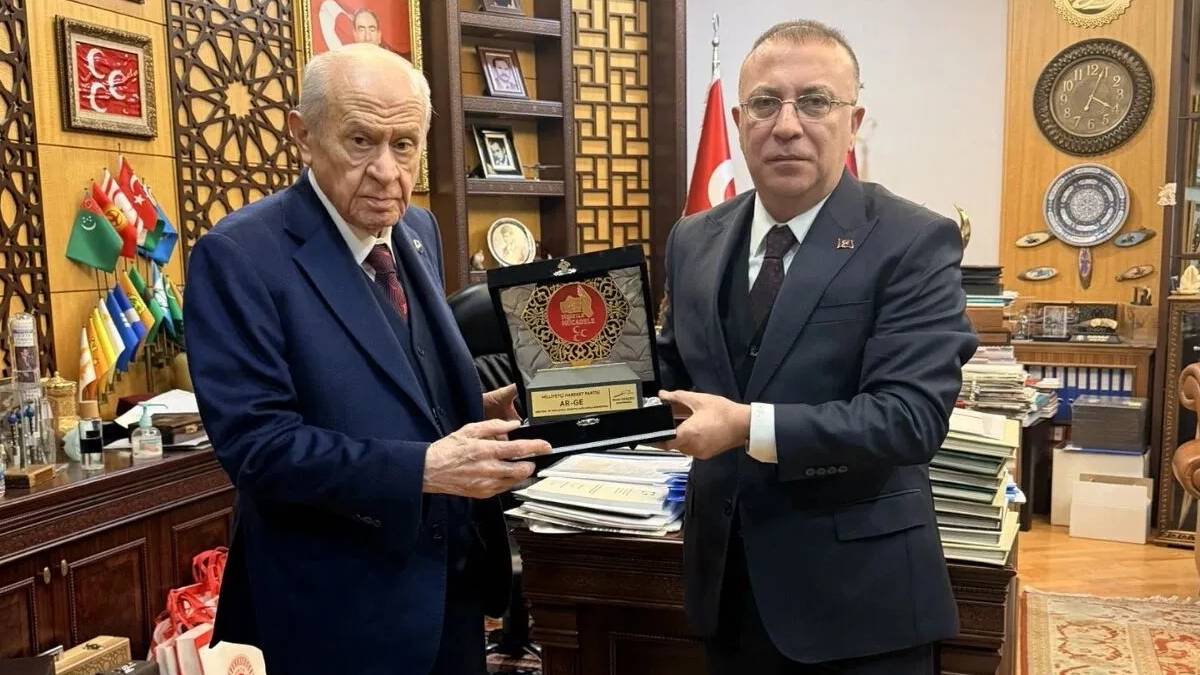 Son dakika! Bahçeli'den istifa eden İzzet Ulvi Yönter açıklaması