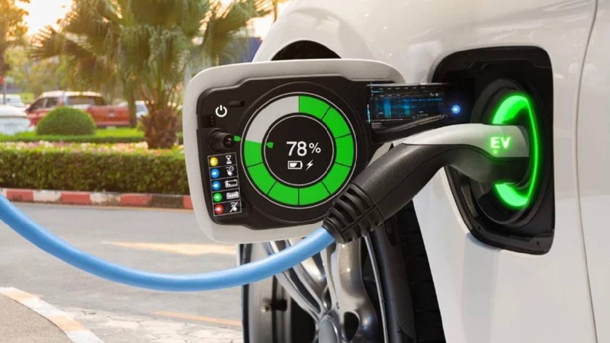 Elektrikli araçlarda 'mucize' batarya devrimi: 5 dakikada şarj 1400 kilometre menzil