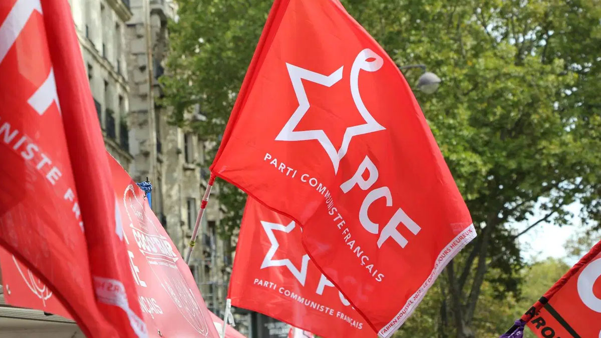 Fransız Komünist Partisi’nden Sezen Aksu’lu paylaşım