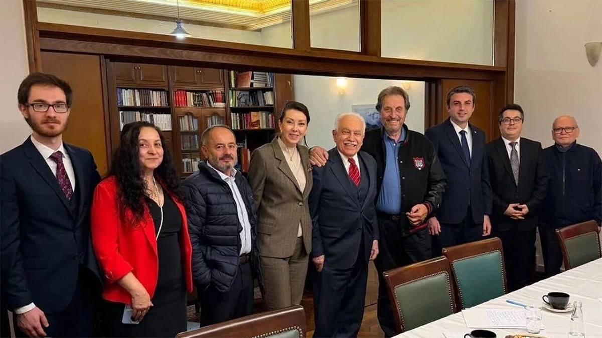 Elon Musk'ın babası Doğu Perinçek ile bir araya geldi