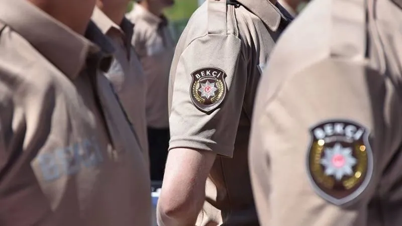 İçişleri Bakanı Çiftçi'den bekçi ve polislere dev müjde: Gece nöbeti kuralı esniyor, 10 bin polis sahaya iniyor