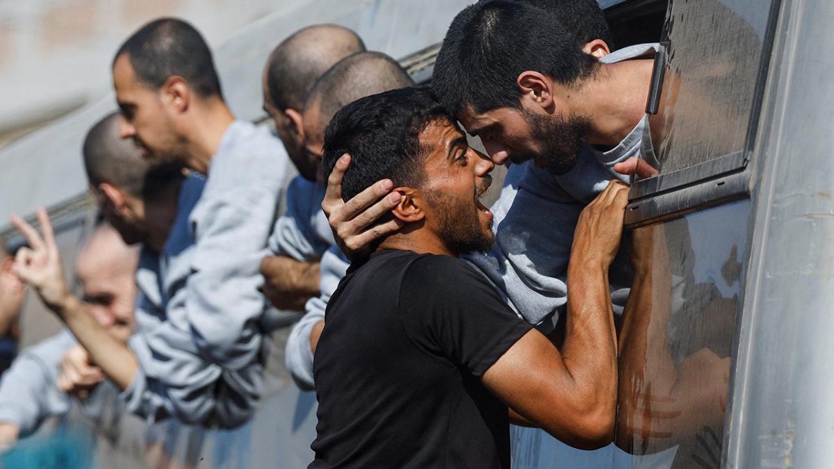 İsrail, Gazze’den alıkoyduğu 5 Filistinliyi serbest bıraktı