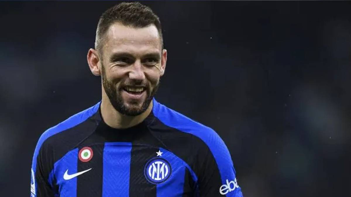 Fenerbahçe yeni stoperini İtalya'da buldu