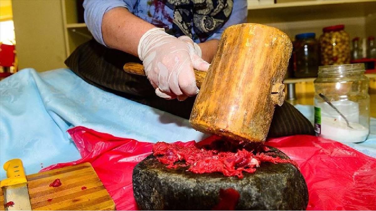 Bu yemek sabır istiyor, Iğdırlılar çokça seviyor! Misafirlerin favorisi coğrafi işaret tescilli lezzet oluyor