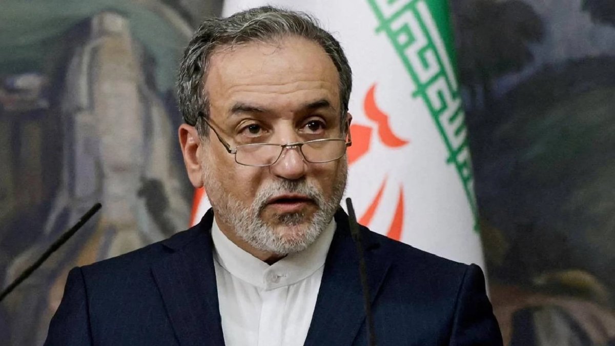 Arakçi’den bilimsel altyapıya yönelik saldırılara tepki: Bilgiyi bombalarla yok edemezsiniz