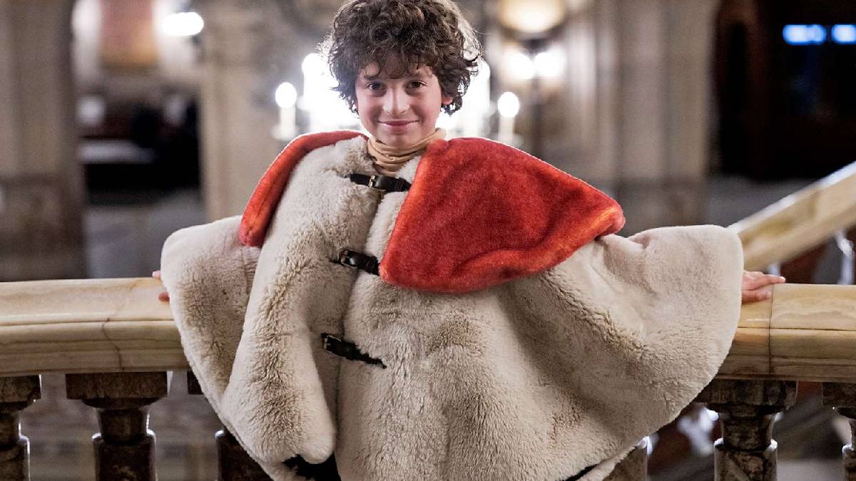 Moda dünyasının yeni dahisi Parıs’i fethetti! Max Alexander Palaıs Garnıer podyumunda