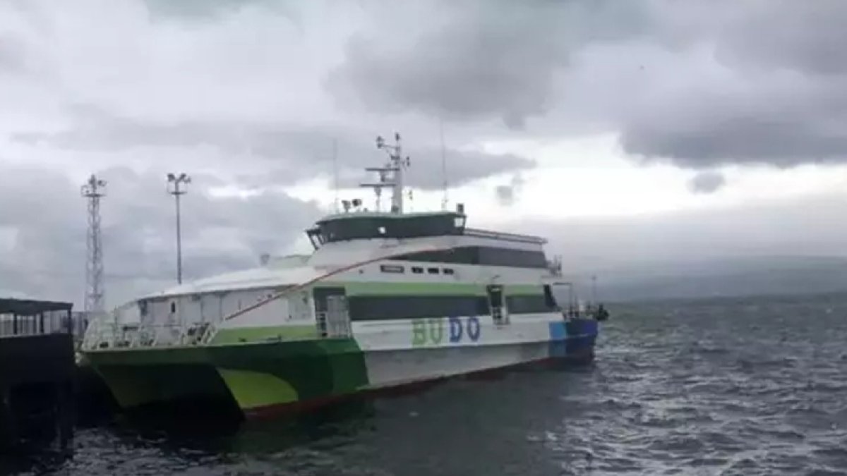 Sağanak deniz ulaşımını vurdu: İDO ve BUDO’da seferler iptal