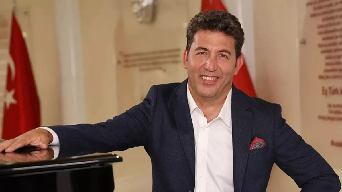 Gören bir daha baktı! Emre Kınay değişimiyle ezber bozdu