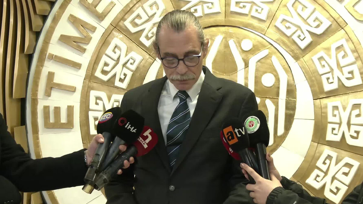 Etimesgut Belediyesi'ne operasyon sonrası Erdal Beşikçioğlu'ndan ilk açıklama: Siyasi bir durum söz konusu değil