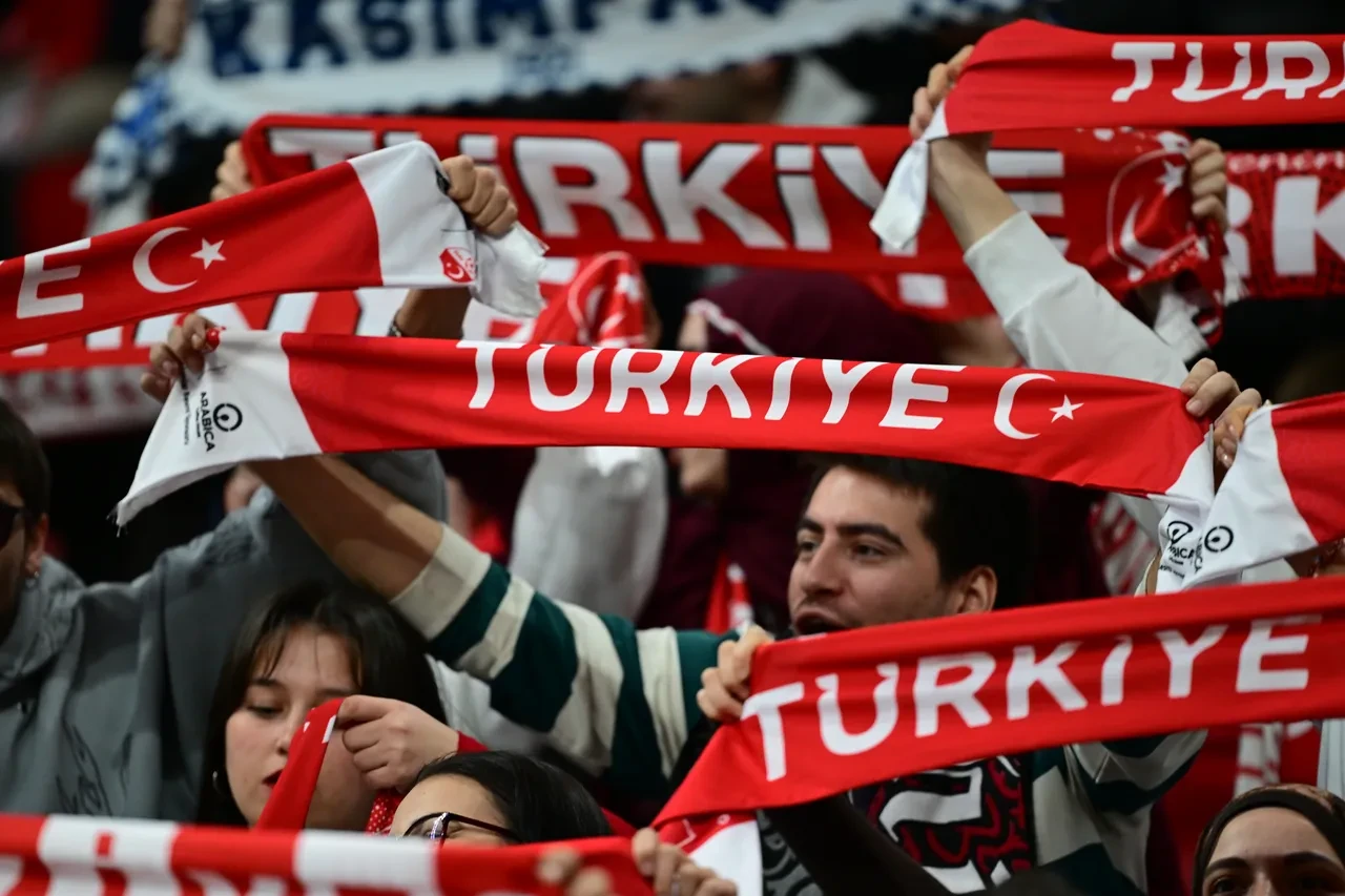 Montella'dan Orkun Kökçü sürprizi: Kosova Türkiye maçı muhtemel 11 ve A Milli Takım maç kadrosu