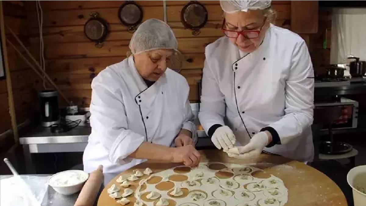 Mantı yaparken hamurlarınız kurumasın! Bu yönteme bir kez olsun şans verin