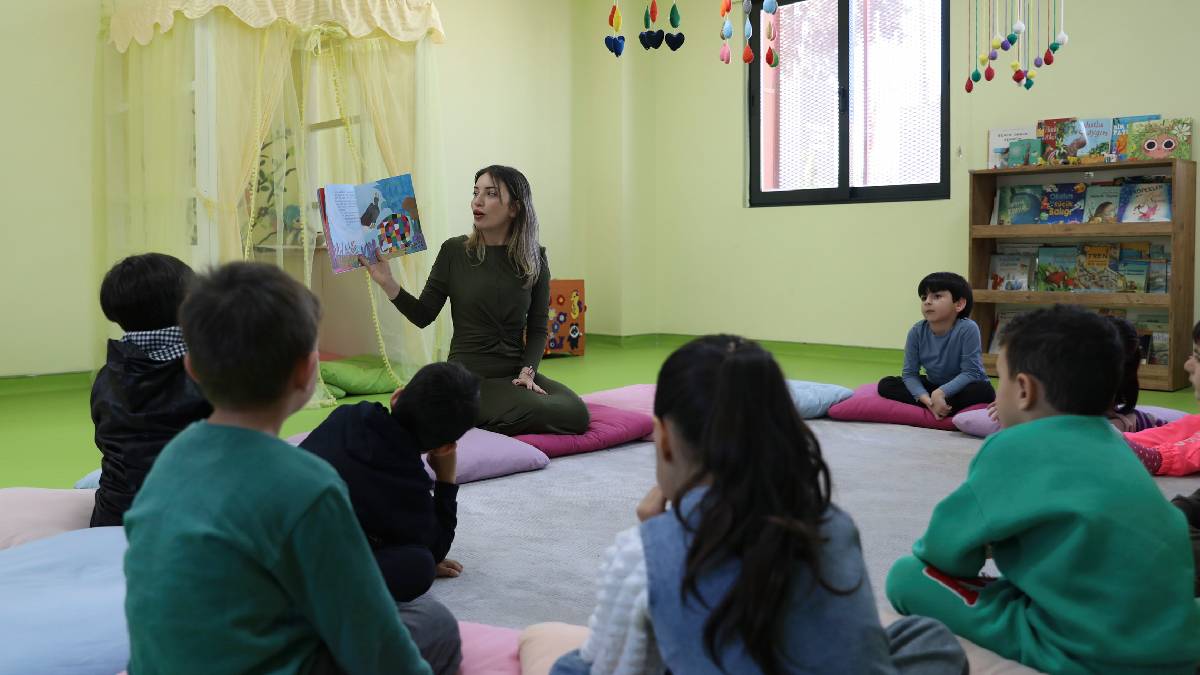 Mersin Büyükşehir’in Toroslar Çocuk Kampüsü’nde çocuklar ‘Masal ve Drama Atölyesi’ ile kendini keşfediyor