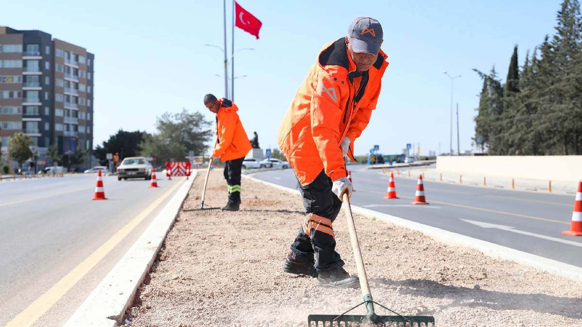 Büyükşehir daha yeşil bir Mersin için kolları sıvadı