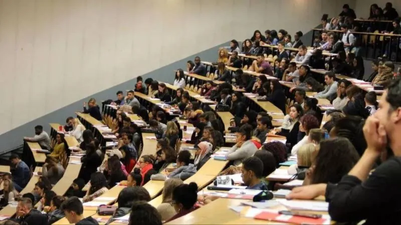 Tarihin en büyük öğrenci affı Meclis yolunda: 7,5 milyon kişiye şartsız üniversiteye dönüş imkanı