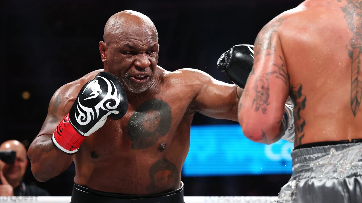 Mike Tyson ringlere geri dönüyor: Yenilgisiz isimle karşı karşıya gelecek