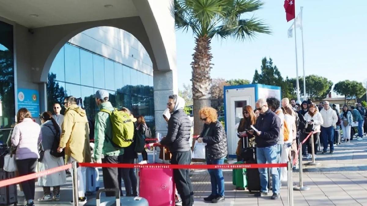 Yunan Adaları'na yönelik 'ekspres vize' uygulamasında yeni gelişme