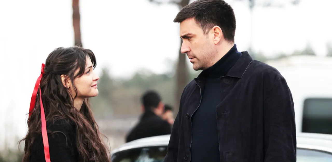 Çirkin dizisi nerede çekiliyor: Hisar Mahallesi ve köy sahnelerinin çekim mekanları belli oldu