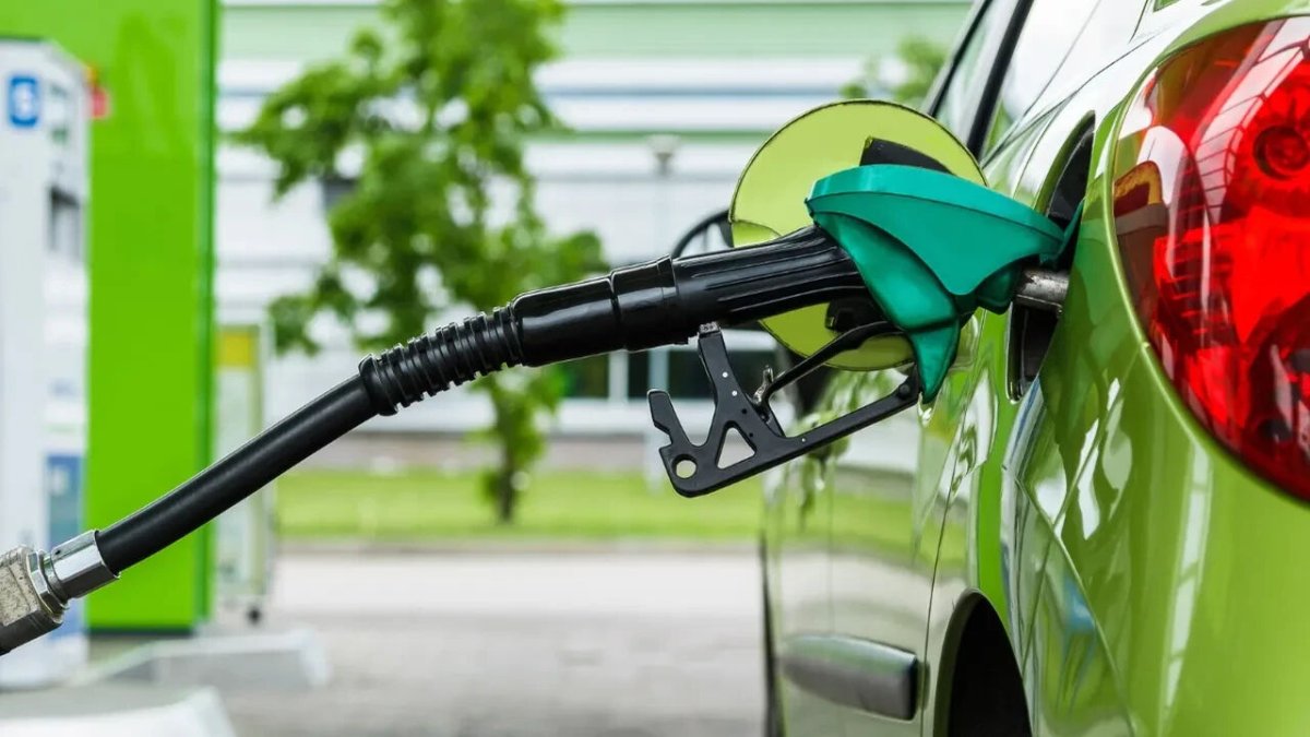 Motorine zam geldi: Litre fiyatı ilk kez 80 liranın üzerinde