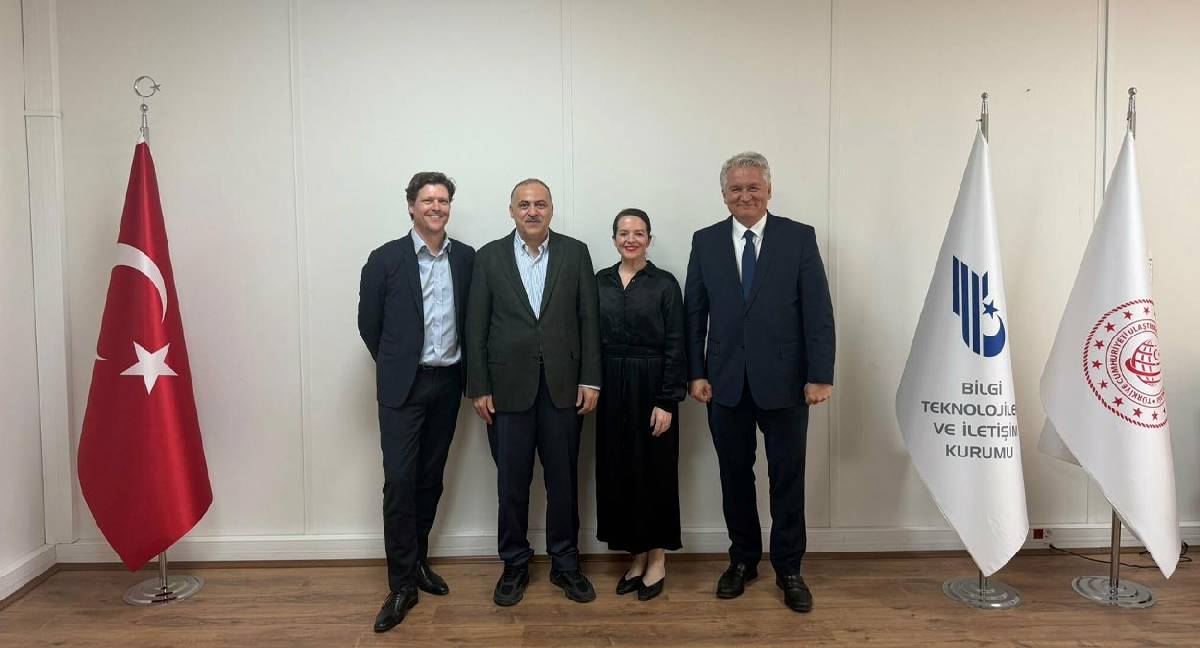 Ulaştırma ve Altyapı Bakan Yardımcısı Sayan, Roblox yetkilileriyle görüştü