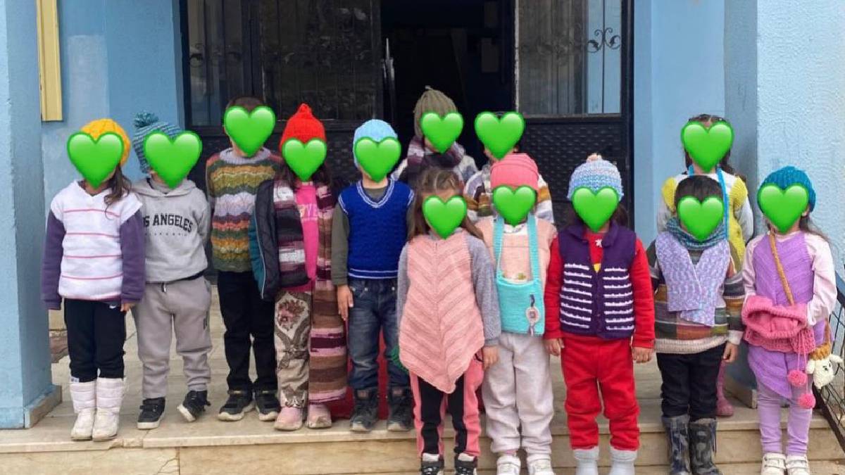 Karşıyaka’nın çınarlarından yürekleri ısıtan dayanışma: El Emeği ürünler, Batman ve Trabzon'daki okullara ulaştı