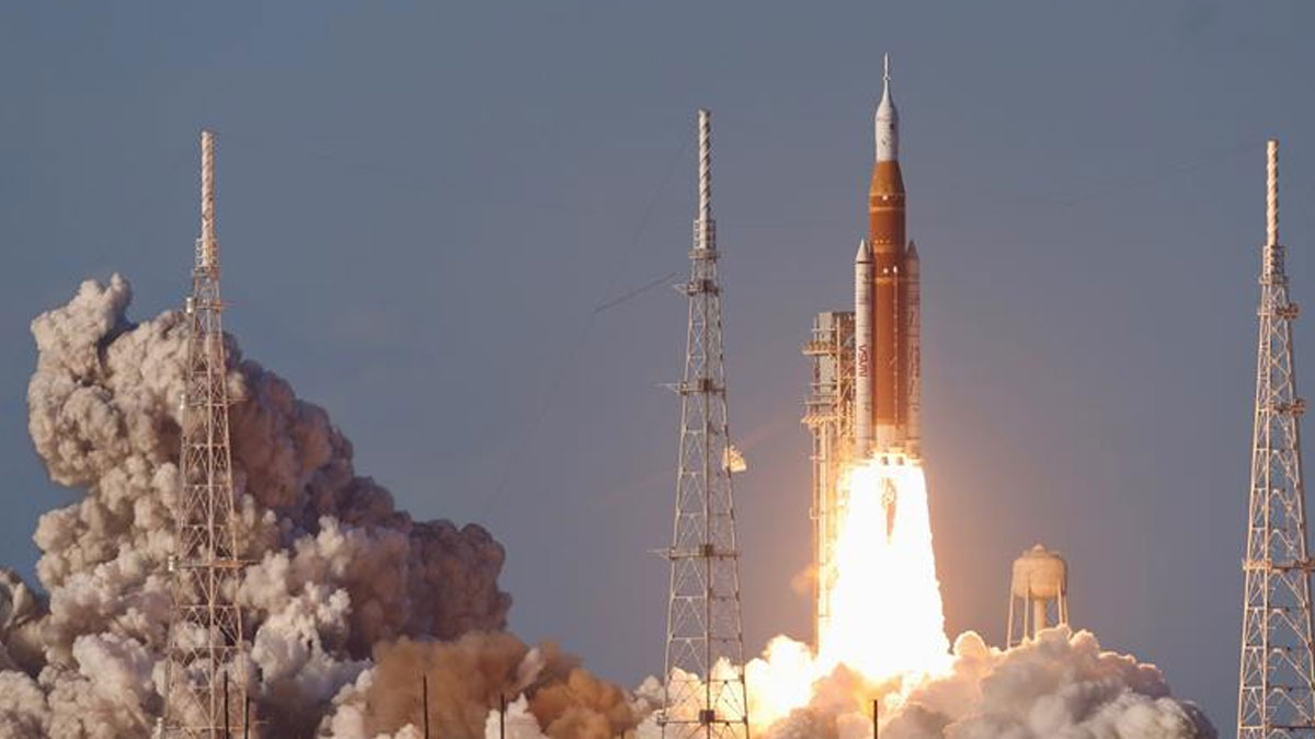 NASA’dan 54 yıl sonra Ay'a ilk insanlı görev