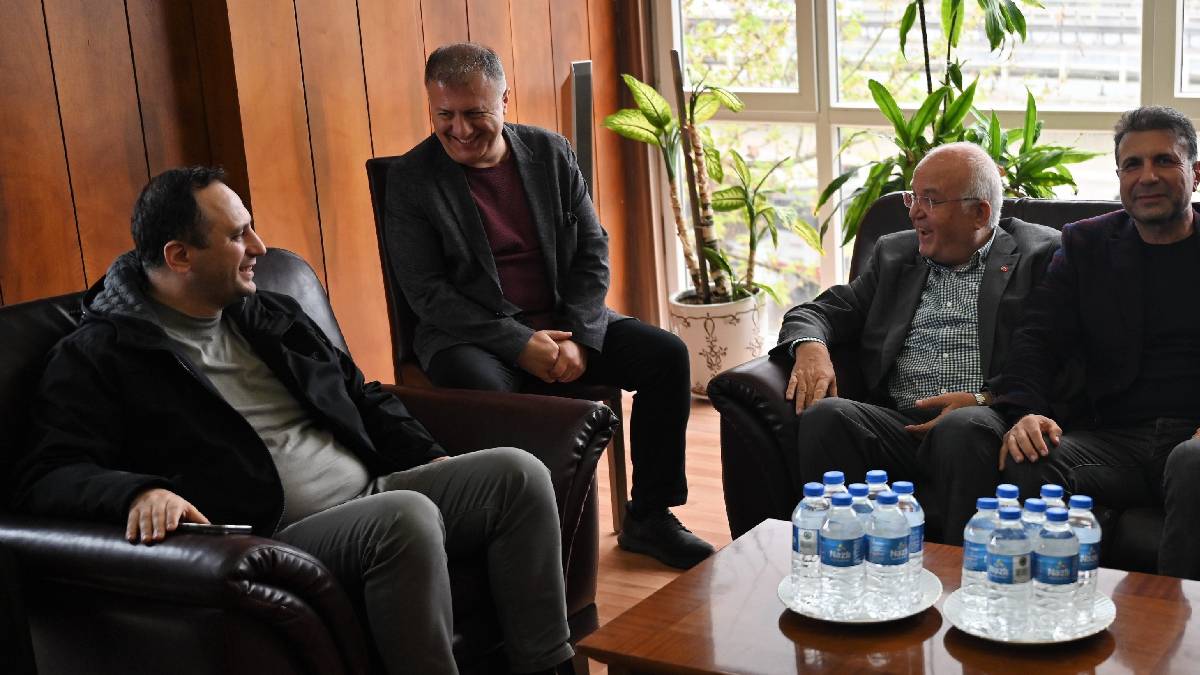 İzmir 3. Sanayi Sitesi’nde geleneksel Kuru Fasulye Günü buluşması