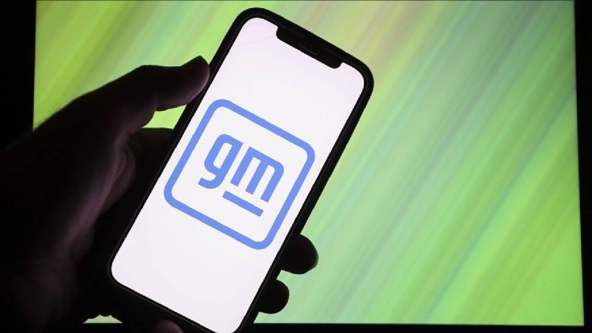 Otomotiv devi elektrikli araç üretimini durdurdu