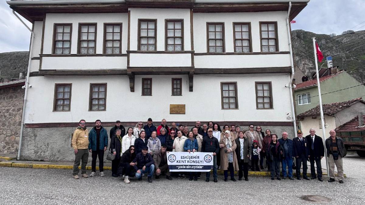 Gaziler ve vatandaşlar “Tarihin İzinde: ” 2. İnönü ruhunu yeniden yaşadılar