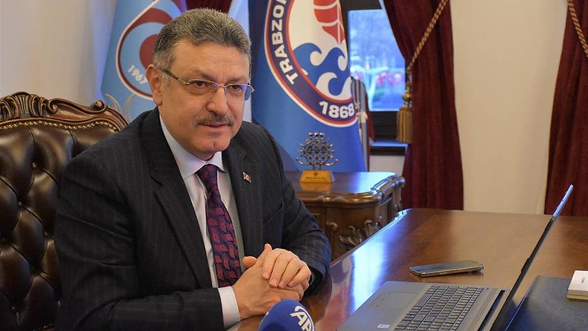 Ahmet Metin Genç'ten Uğurcan Çakır'a destek