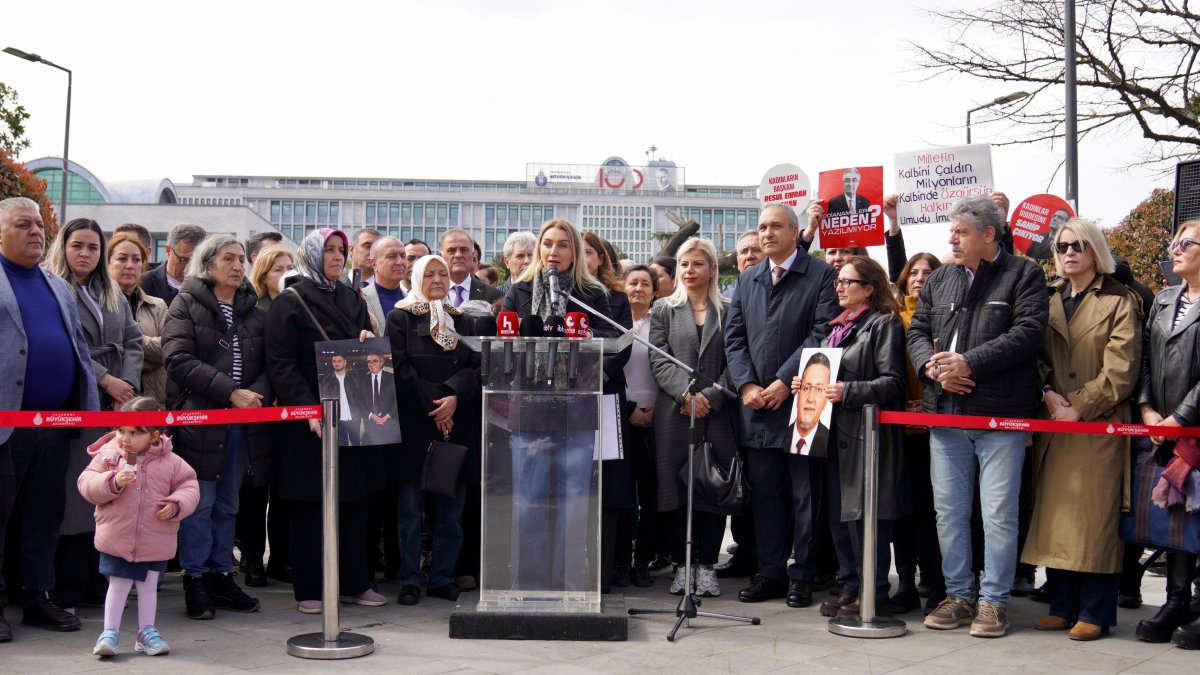 İBB davası ailelerinden Saraçhane'de 30. buluşma: "Tahliyelere sevincimiz buruk"