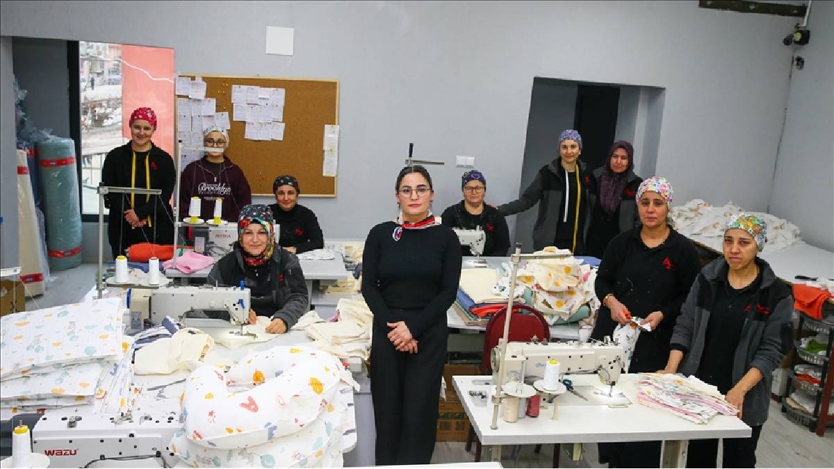 Evinin bir odasında başladı, 11 kadına iş kapısı oldu! Şimdi kendi markasını yönetiyor