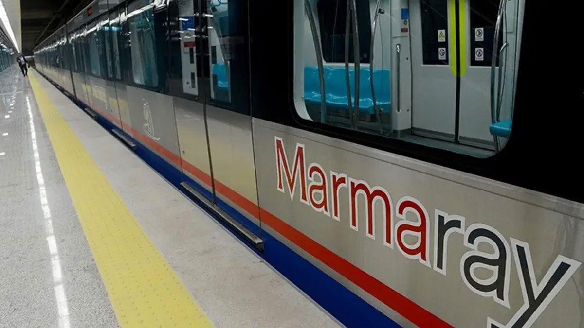 Marmaray'da yine intihar girişimi! Seferler durduruldu