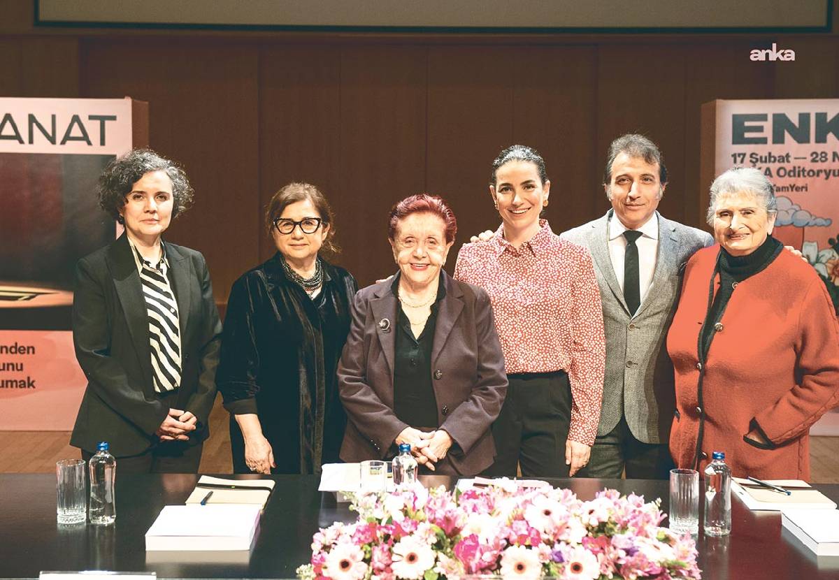 Türk tiyatrosunun belleği eleştirilerle yeniden okunuyor