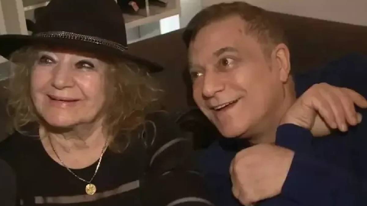 Annesinin cenaze törenine katılmayan Mehmet Ali Erbil’den açıklama: Maddi manevi elimden gelen her şeyi yaptım