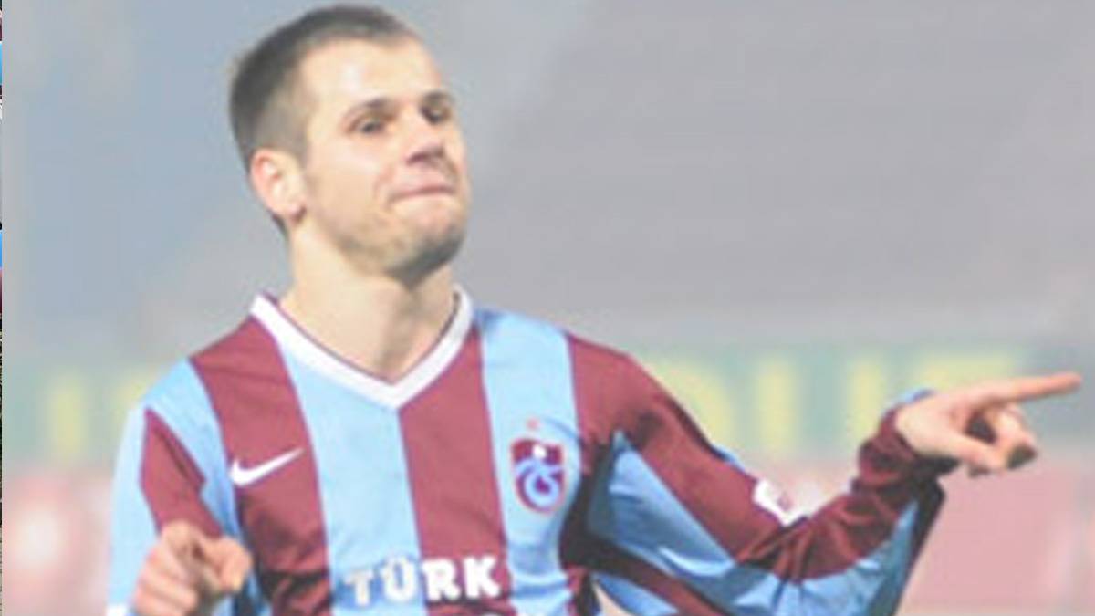 Trabzonspor'un eski oyuncusu Gabric'ten Bordo-Mavili ekibe destek: Umarım Trabzonspor şampiyon olur