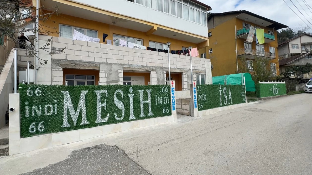 Karabük'te ilginç olay: 'Ben mesihim' dedi duvarlara yazılar yazdı