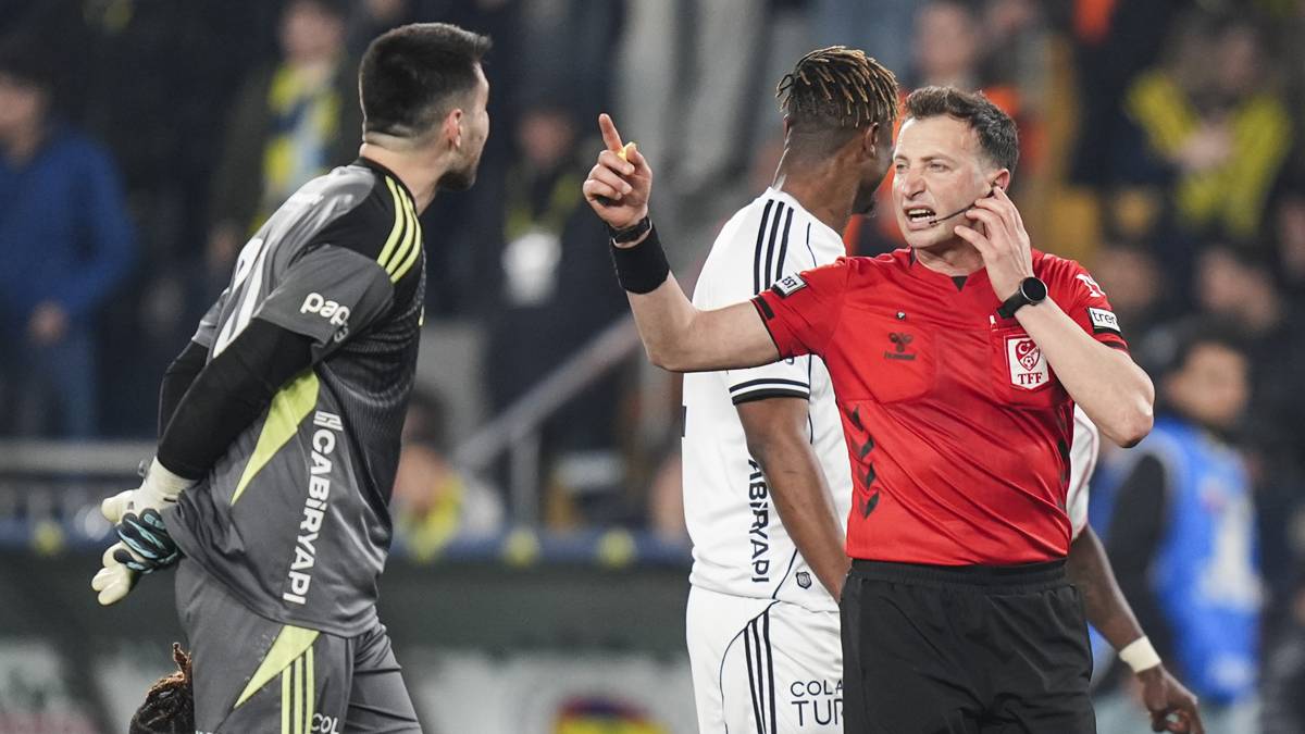 Emmanuel Agbadou: Pozisyonun penaltıyla alakası yok