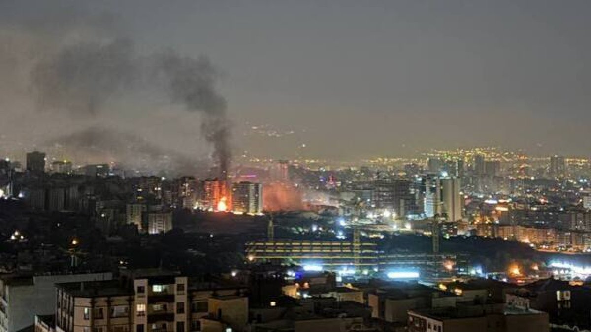İran’a gece boyu düzenlenen saldırılarda 34 kişi hayatını kaybetti