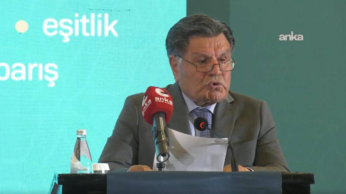 Eski AYM Başkanı Haşim Kılıç 'Bahar Konferansı'nda konuştu: Toplum ifade özgürlüğü yerine susmayı tercih ediyor