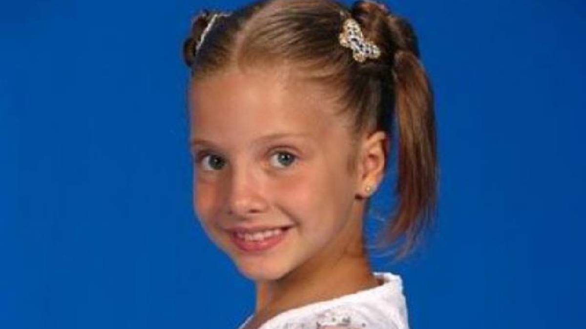 Selena’nın ‘Nazlısı’ olarak tanındı: Dilara Kurtulmuş nişan fotoğraflarıyla hayran bıraktı