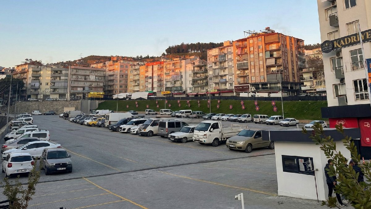 Vatandaşa nefes aldıran destek: Otoparklarda Efem Kart ayrıcalığı başladı