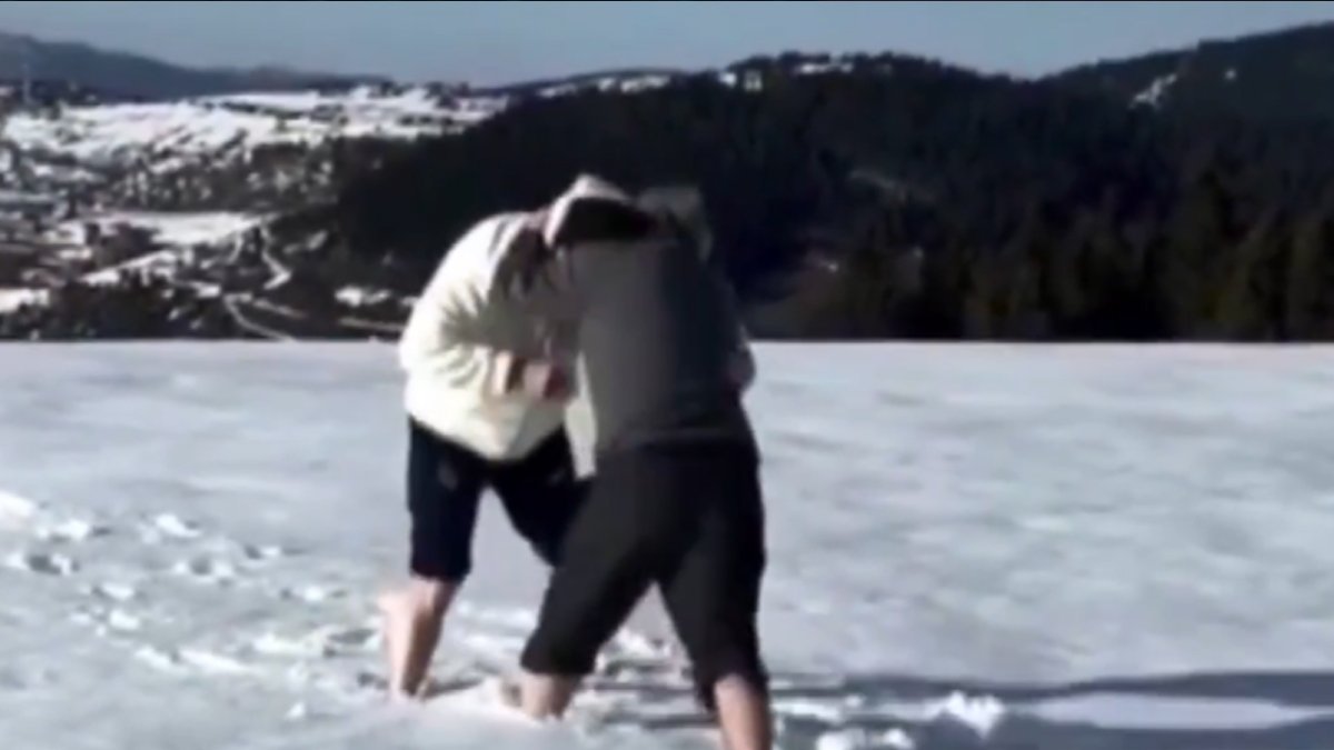 Fatih Tekke, Galatasaray galibiyetini yaylada güreşerek kutladı