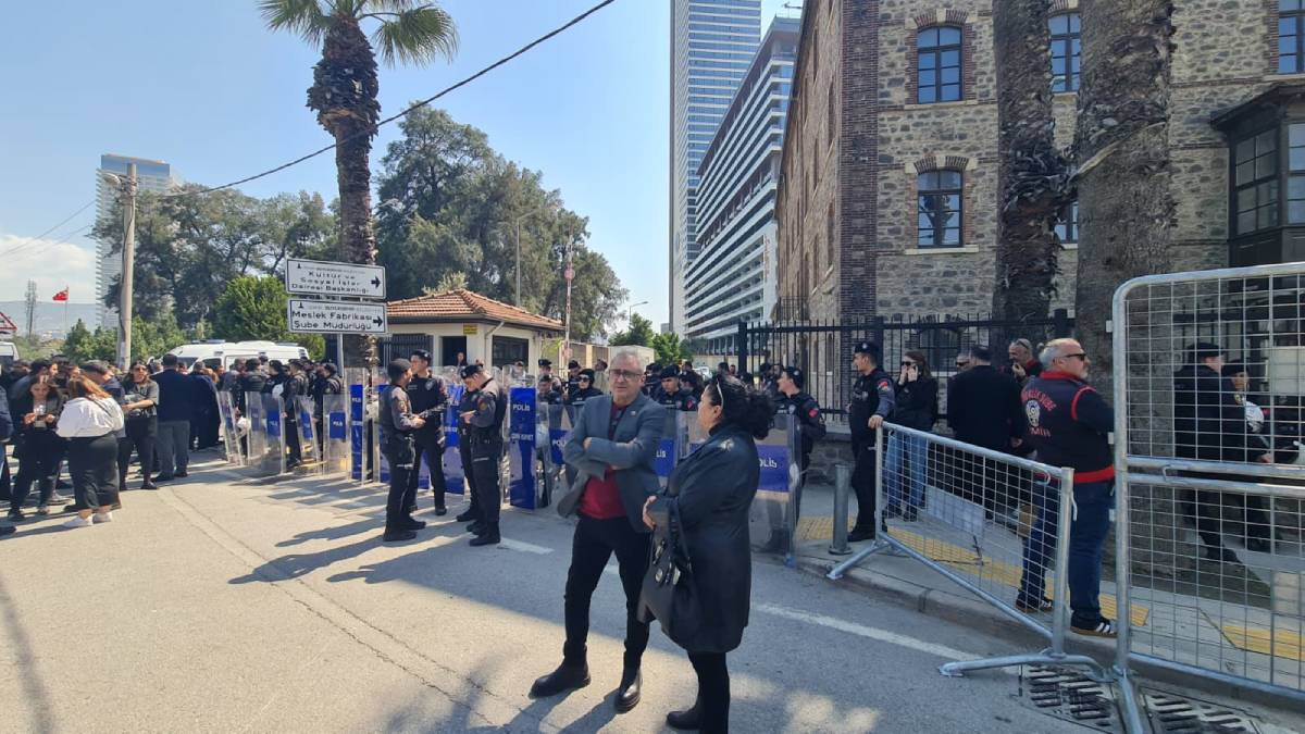 Başkan Tugay: Dava lehimize sonuçlanacak ve hak yerini bulacak