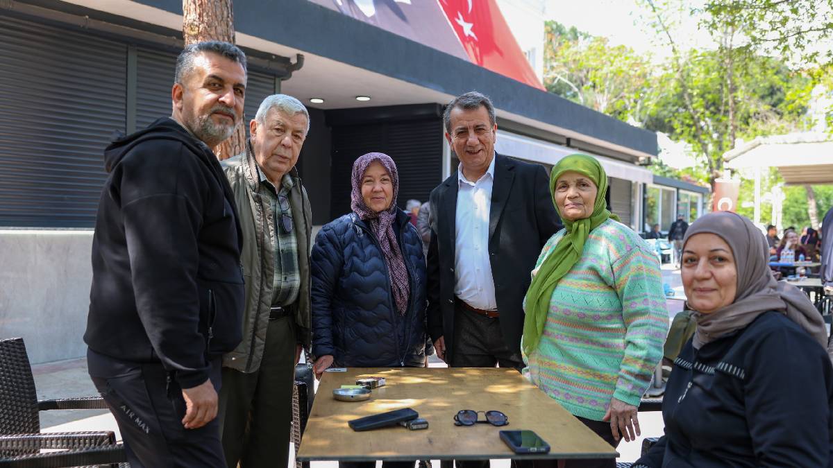 Başkan Anıl Yetişkin vatandaşlarla bir arada olmaya devam ediyor