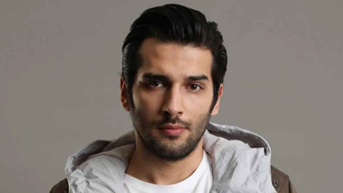 Pelin Akil ile Baran Bölükbaşı aşk mı yaşıyor? Tiyatro kulisinden sızan sürpriz ilişki iddiası